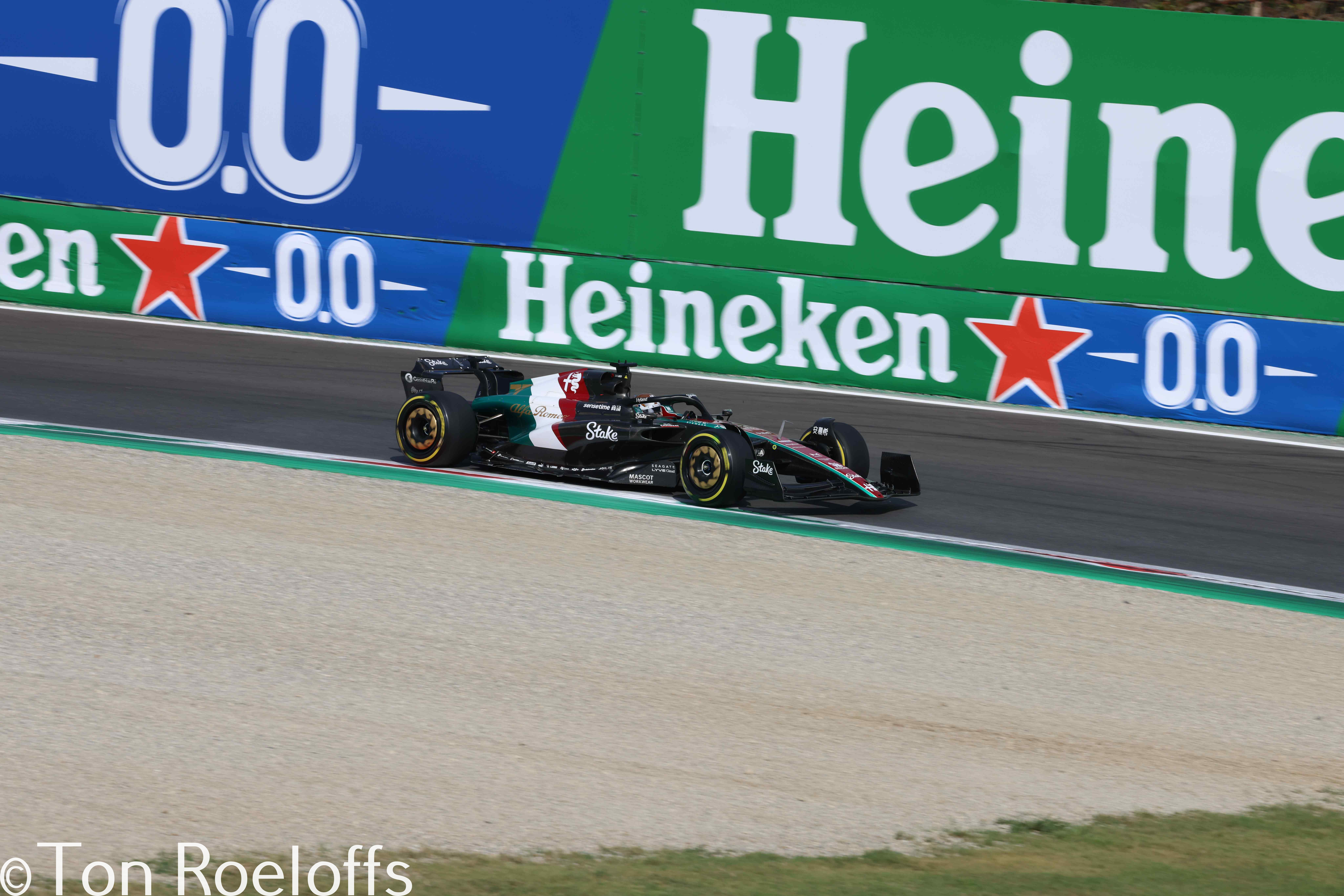 Vettel verremt zich